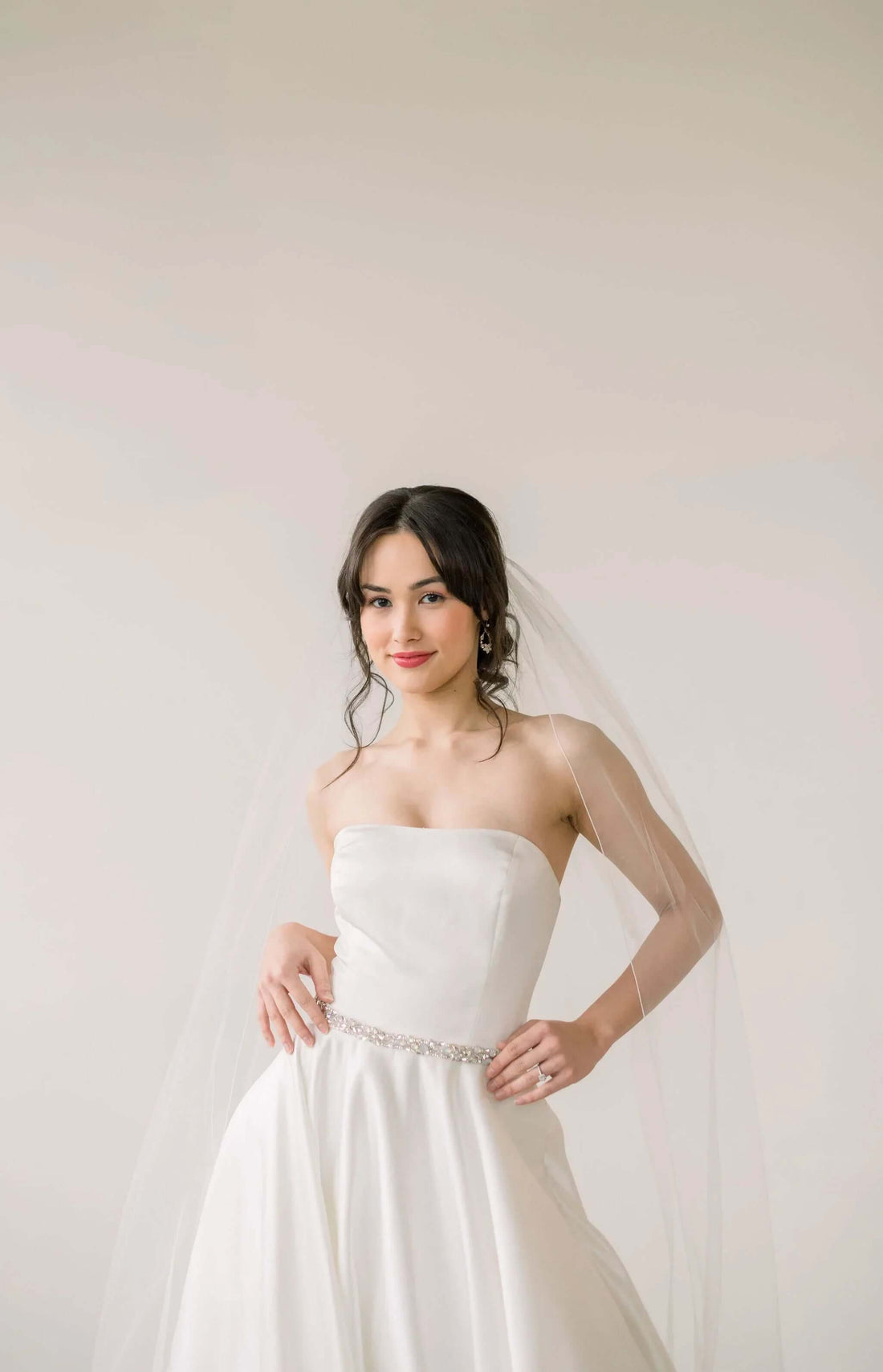 Choosing a bridal dress sash or belt for your wedding Tessa Kim