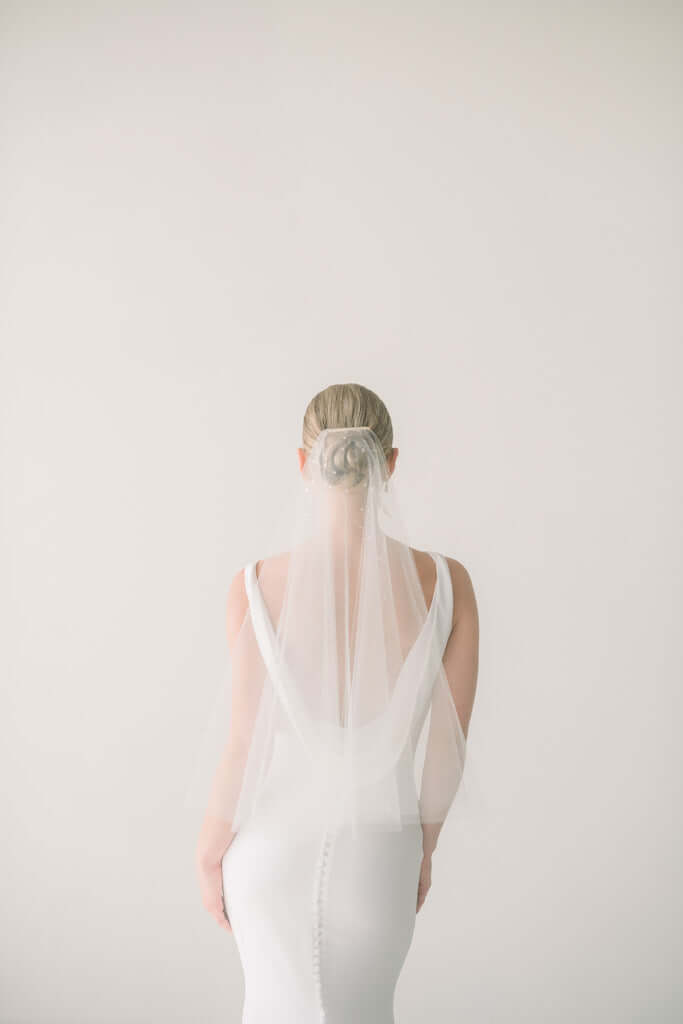waist length dew drop