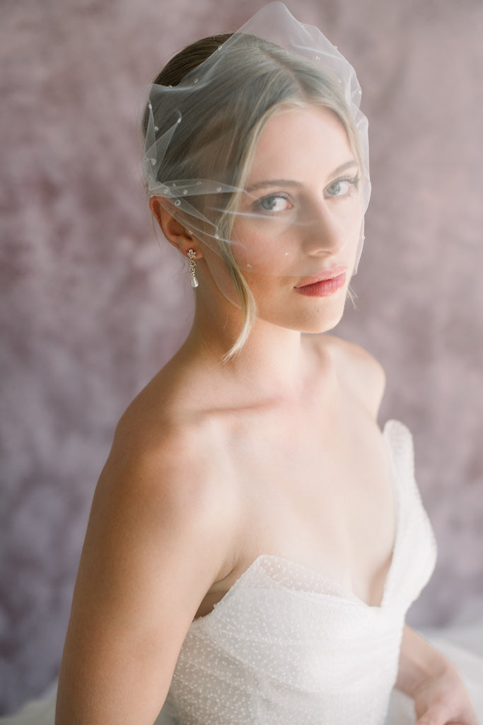 dew veil bandeau birdcage veil