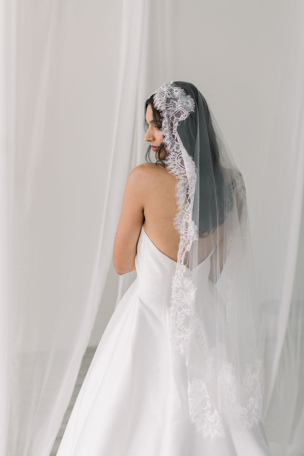 floral lace veil
