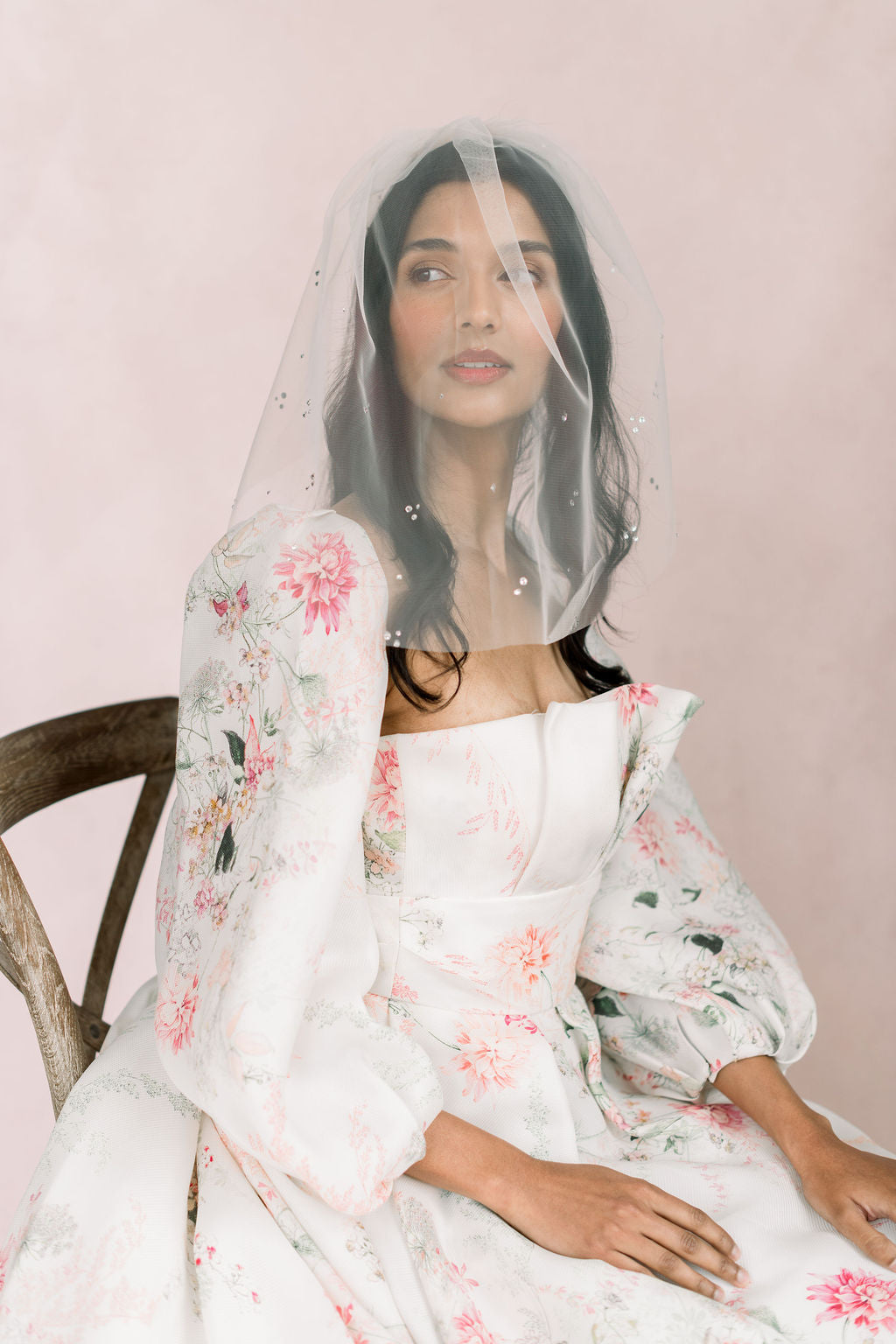 Crystal adorned 18 inch veil
