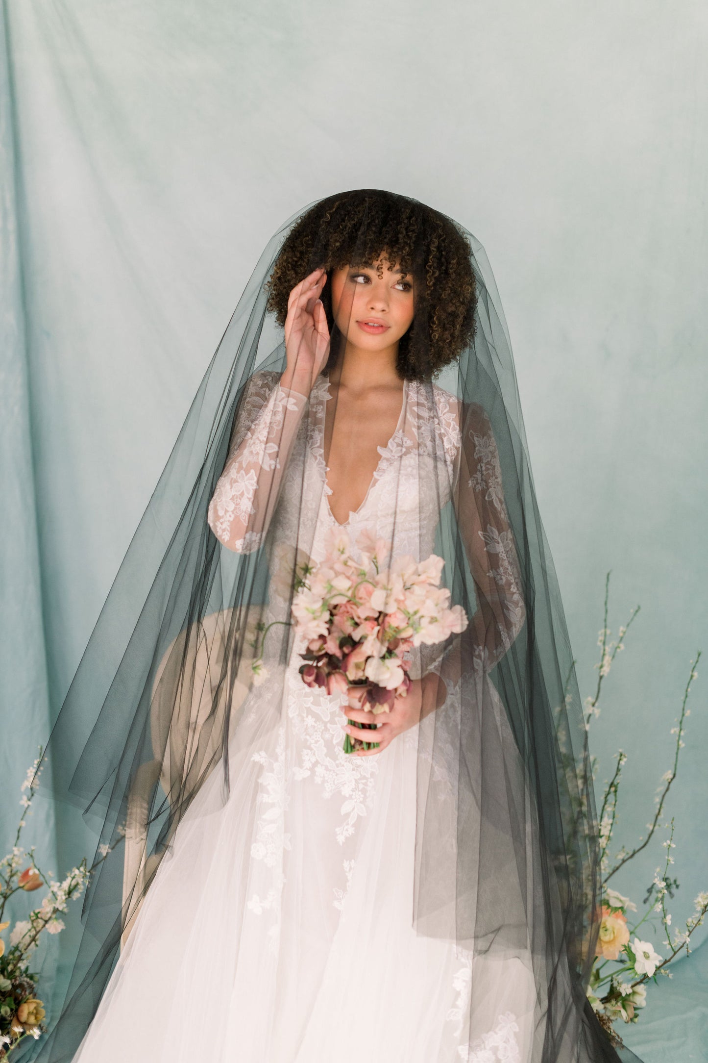 Drop veil - Black bridal veil - Illusion tulle veil