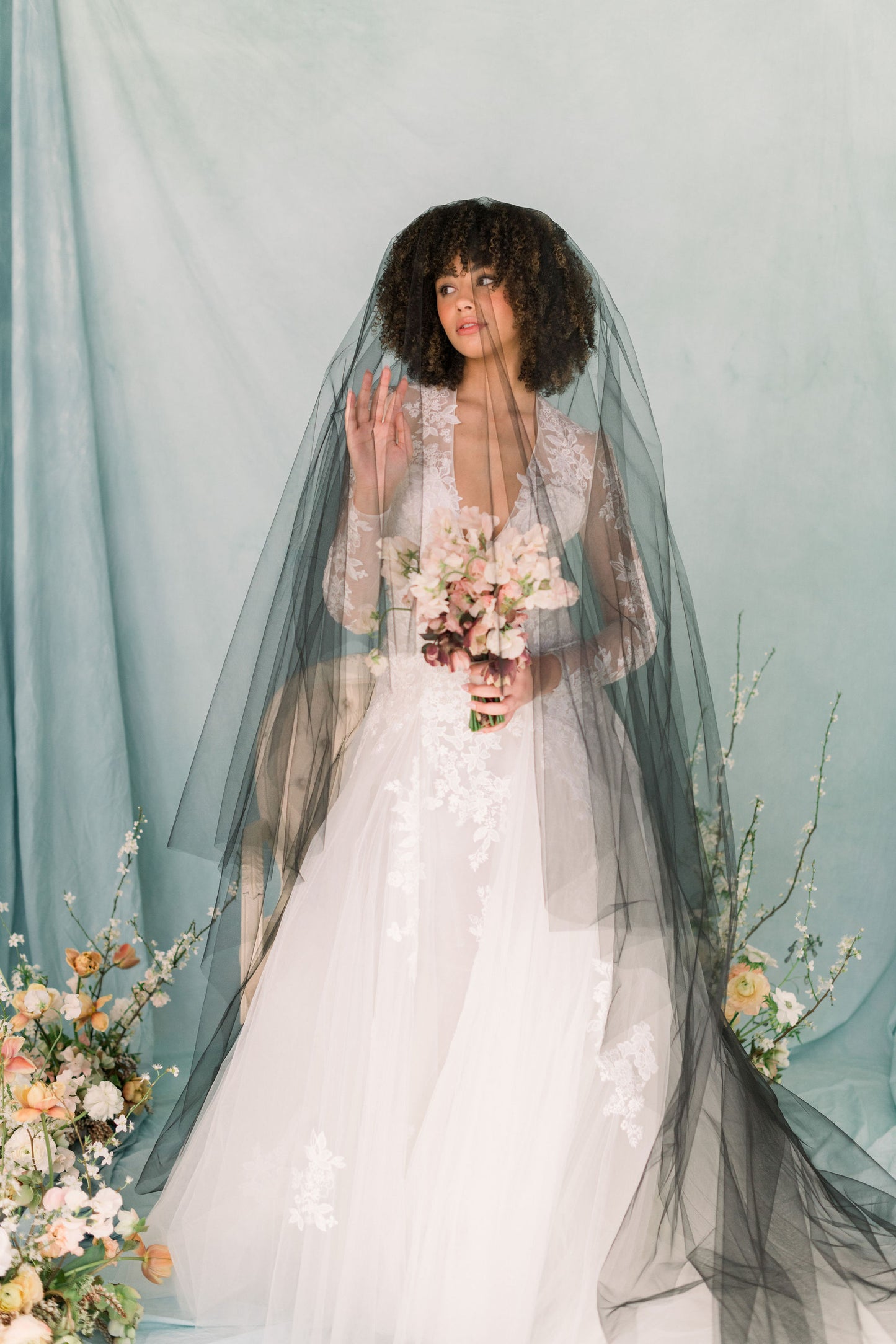 Drop veil - Black bridal veil - Illusion tulle veil