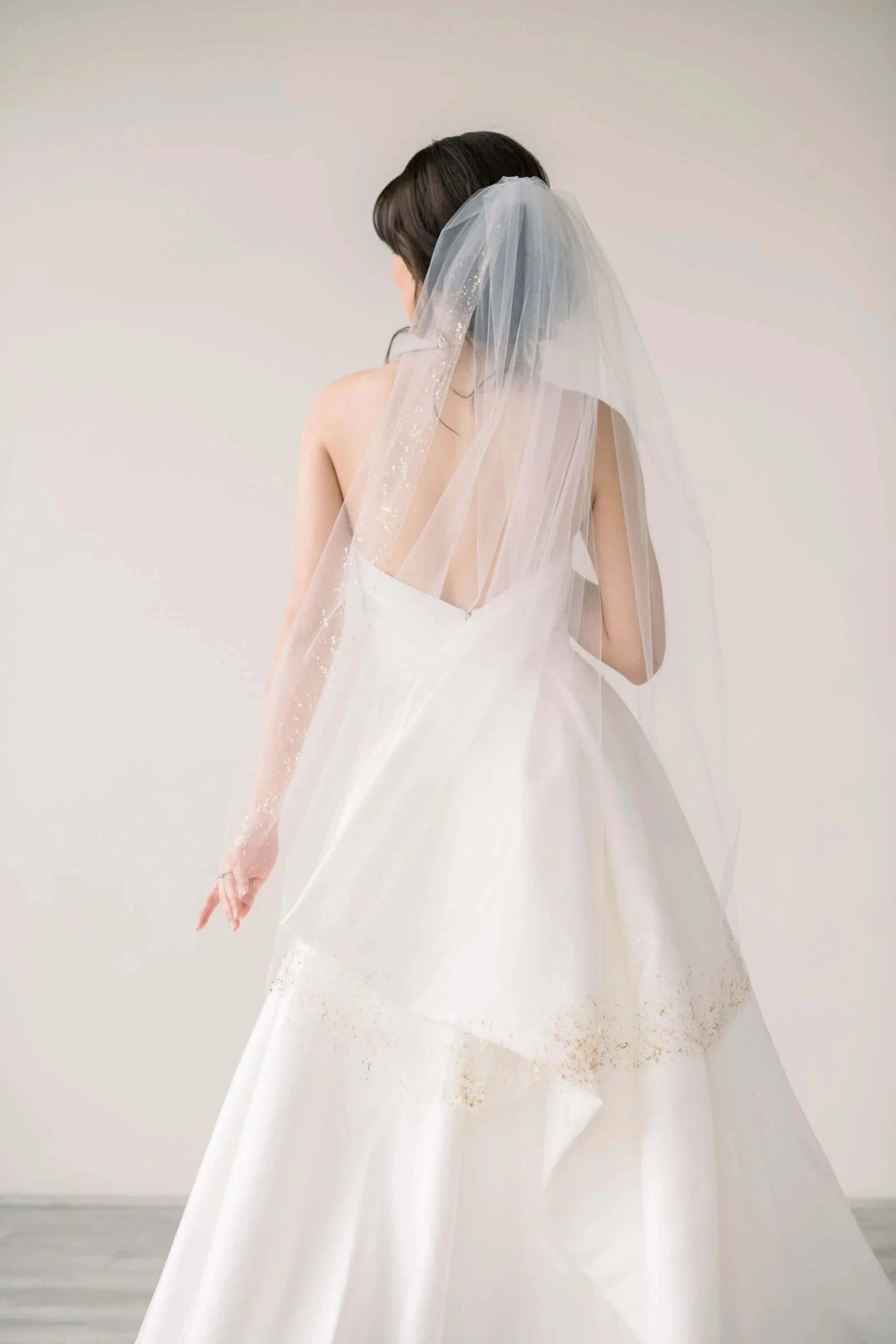 Gold mica flake bridal veil Tessa Kim