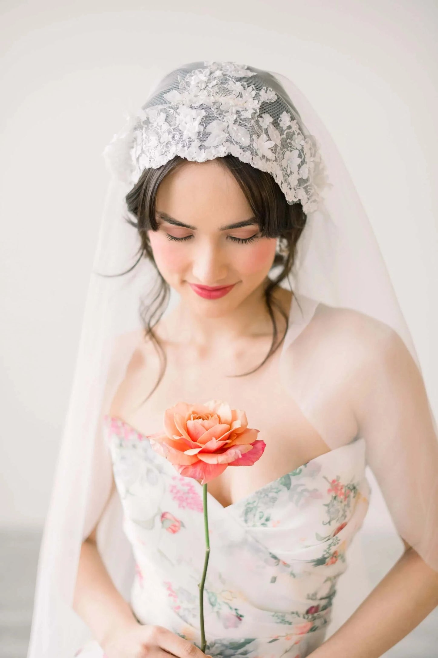 Juliet cap lace veil Tessa Kim