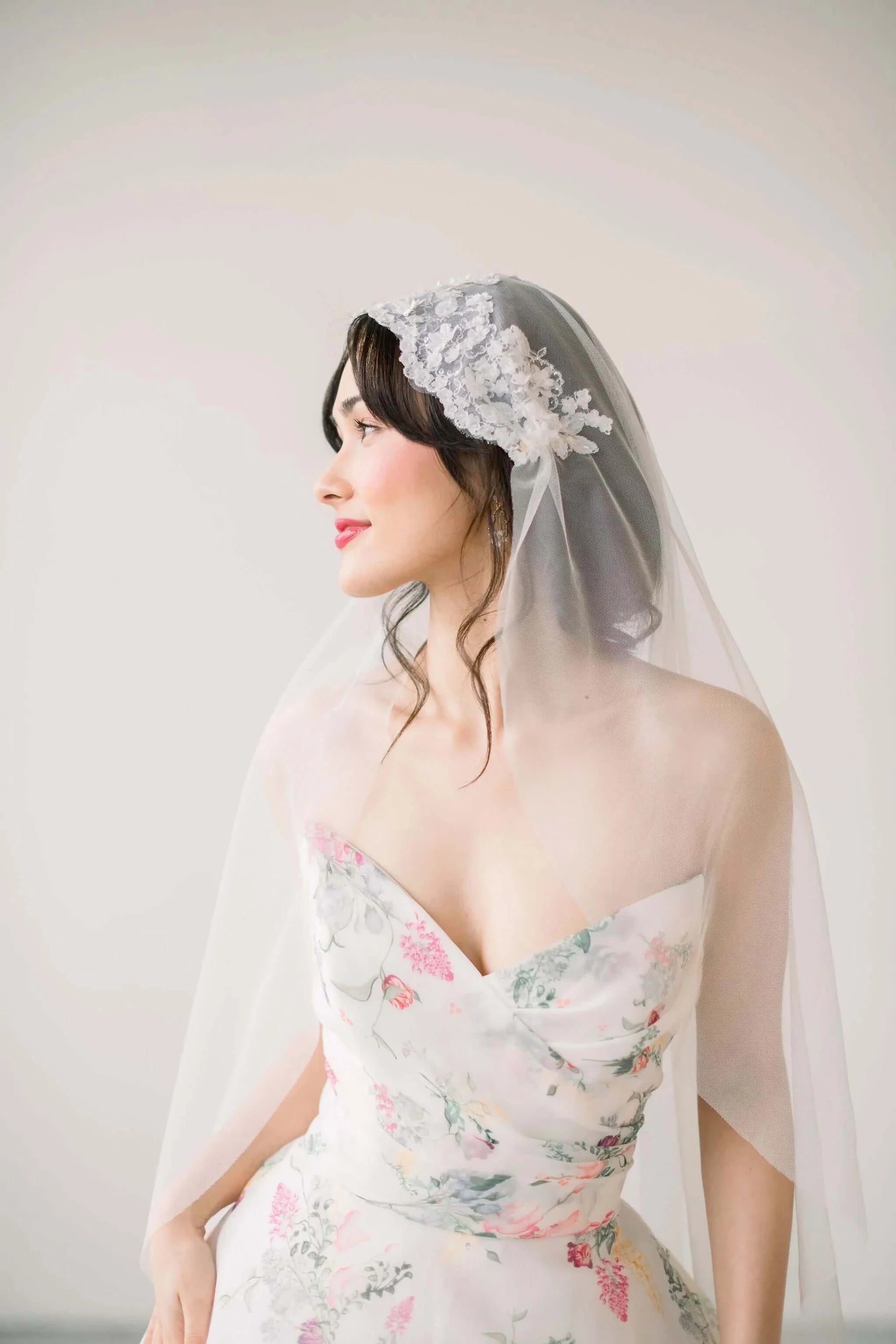 Juliet cap lace veil Tessa Kim