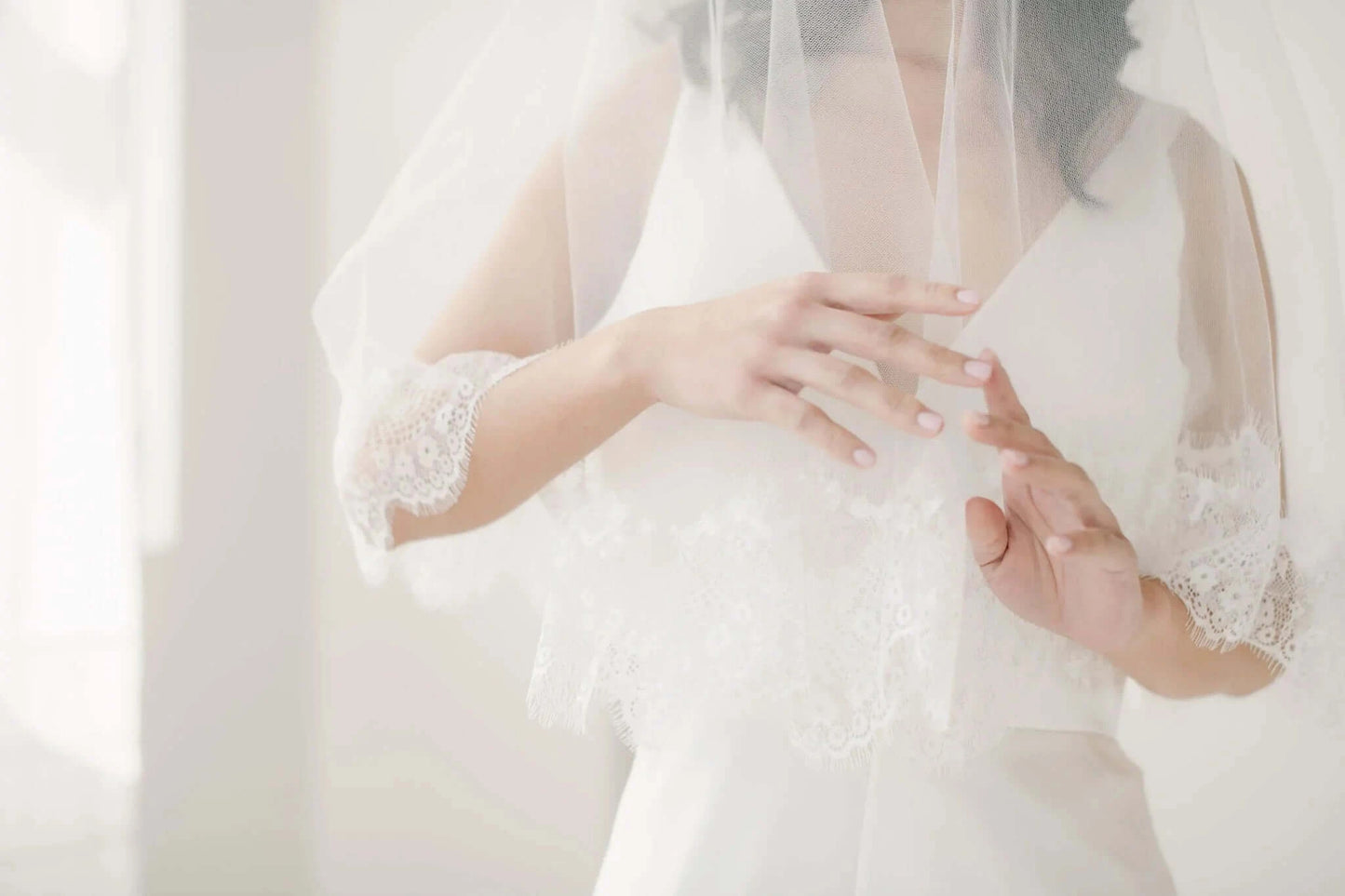 Lace circle drop bridal veil Tessa Kim