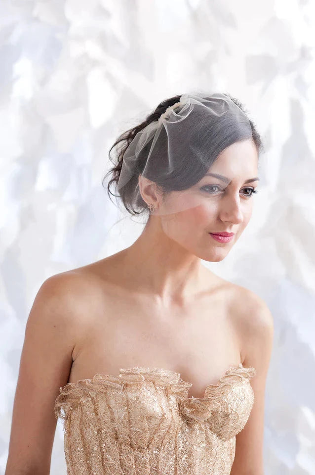 Tessa Kim Mini Birdcage Veil Bridal Ivory / Right Side