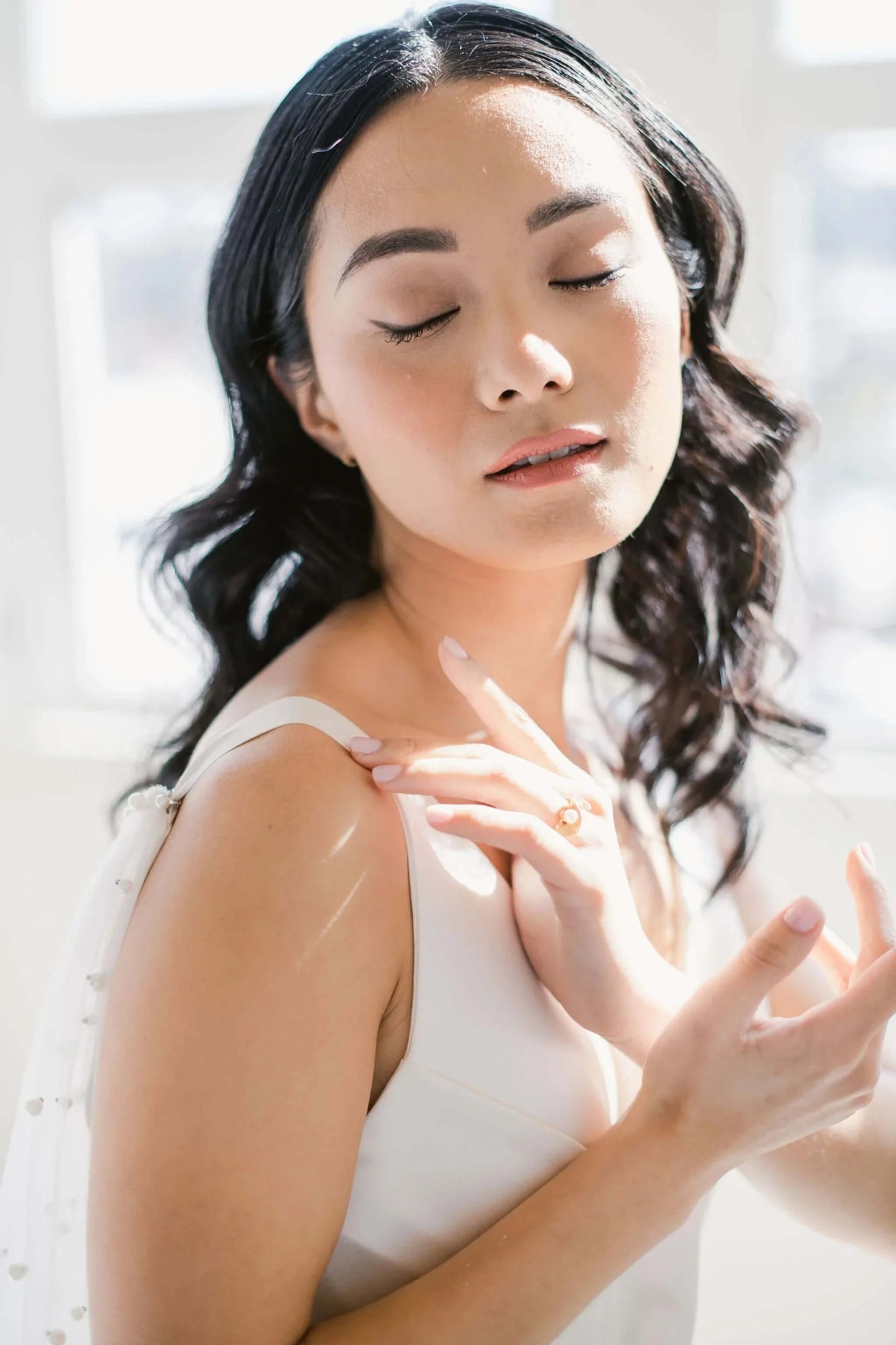 Pearl drape cape veil Tessa Kim
