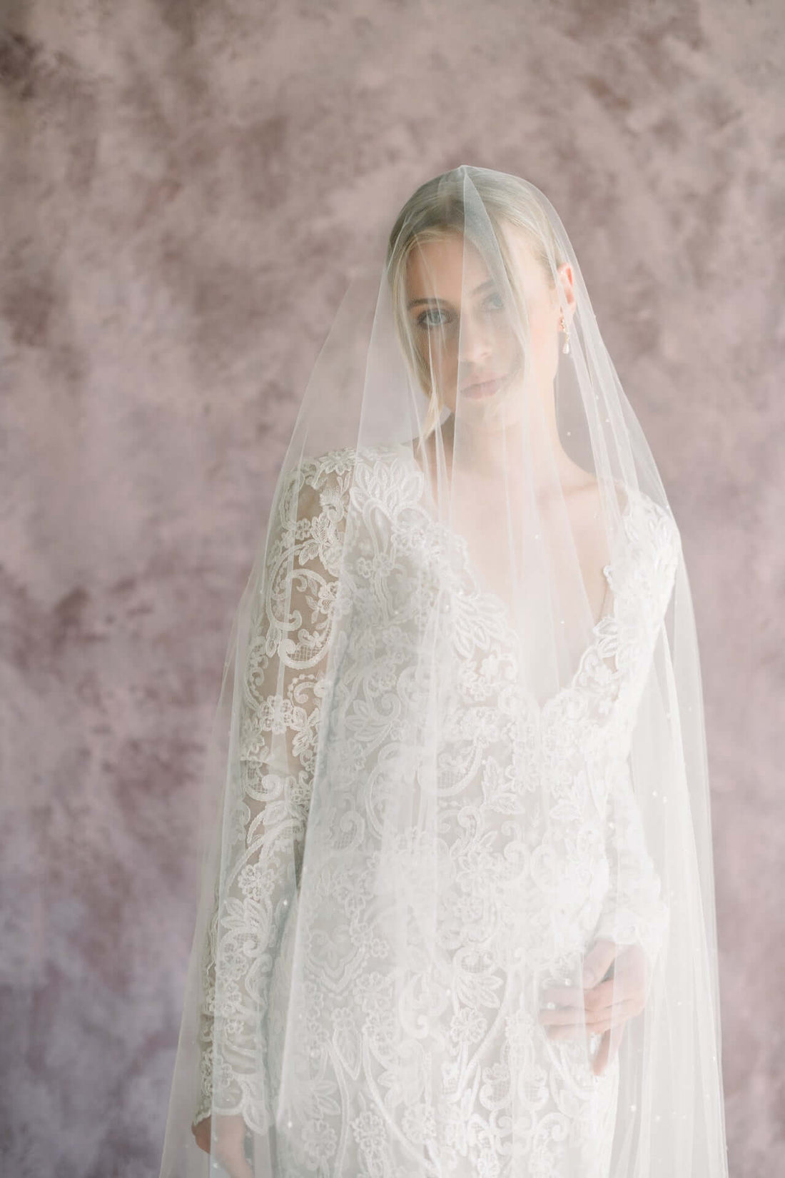 White or Ivory Veil: Wedding Color Guide Tessa Kim White or Ivory Veil: Wedding Color Guide Tessa Kim