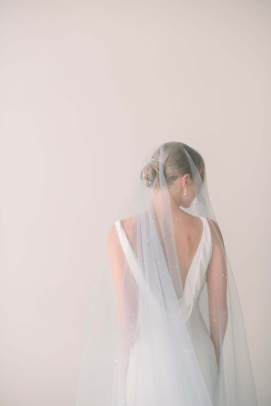 The Enchanting Symbolism of a Blue Veil: A Touch of Elegance and Meani Tessa Kim The Enchanting Symbolism of a Blue Veil: A Touch of Elegance and Meani Tessa Kim
