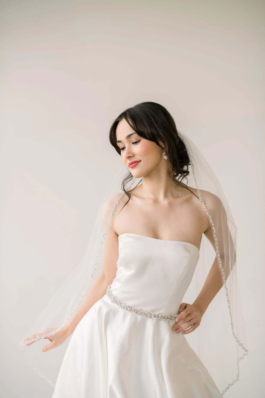 Wedding veil edging options and types advice Tessa Kim