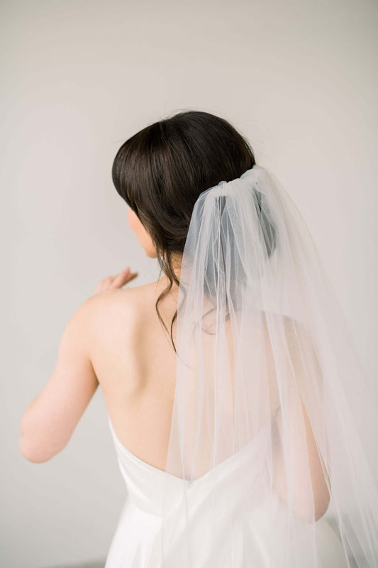 What Is A Single Tier Wedding Veil?