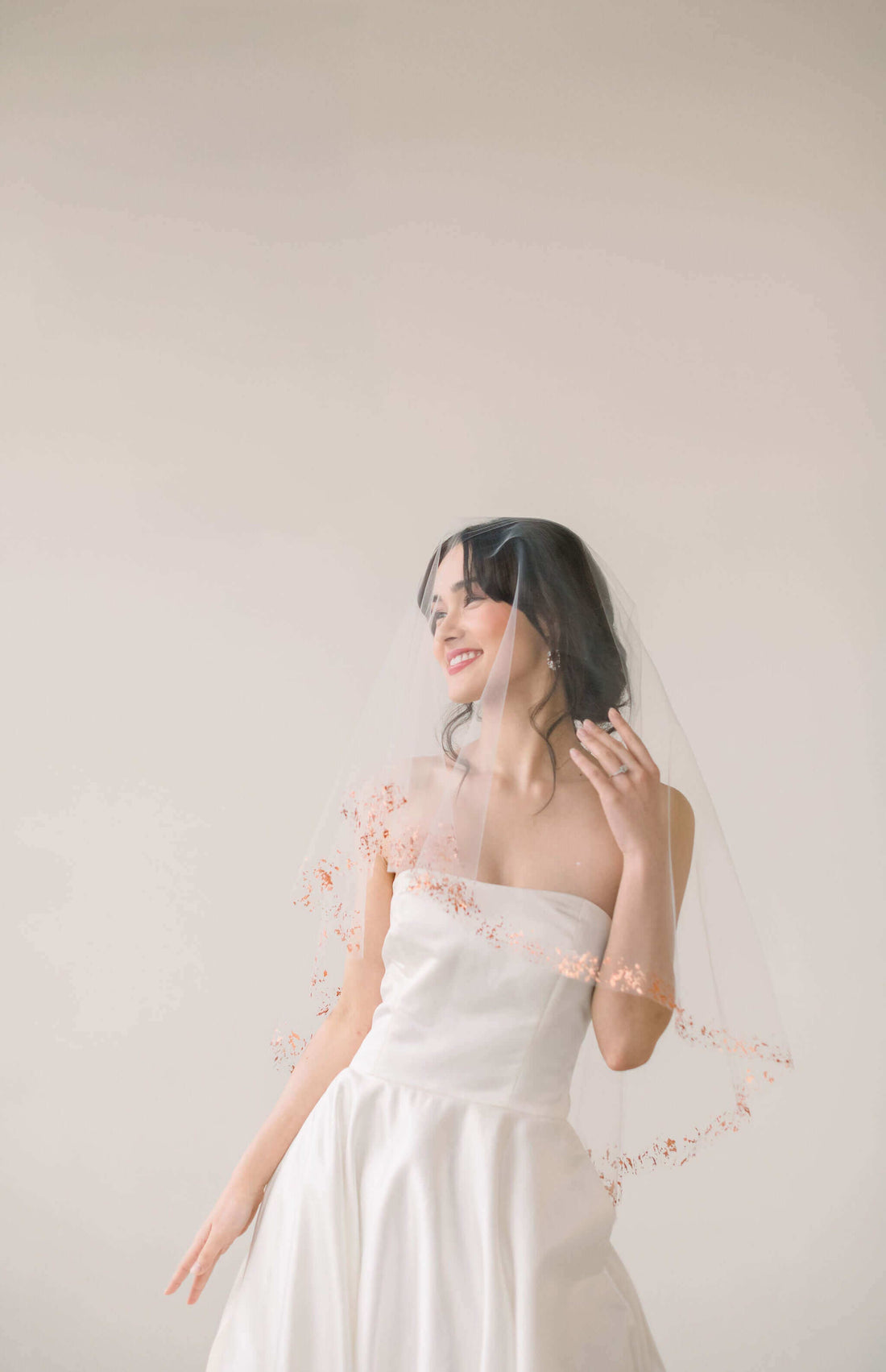 When should I buy my wedding dress accessories? Tessa Kim