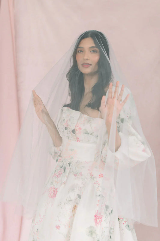 Choosing the Right Veil Fabric: Illusion Tulle vs. Soft Tulle vs. Italian Tulle