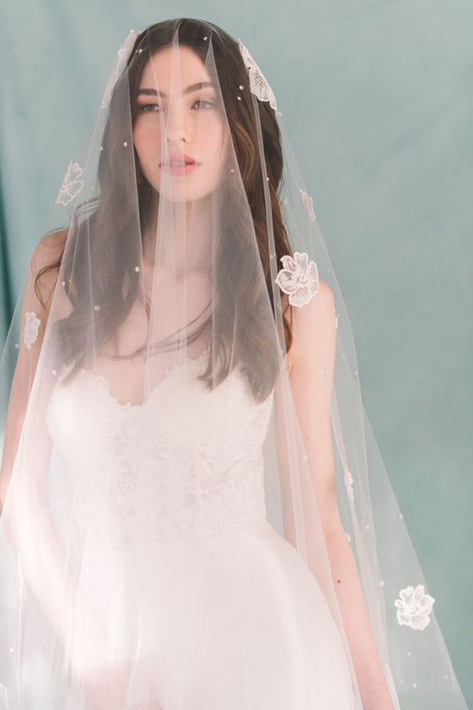 lace wedding veil