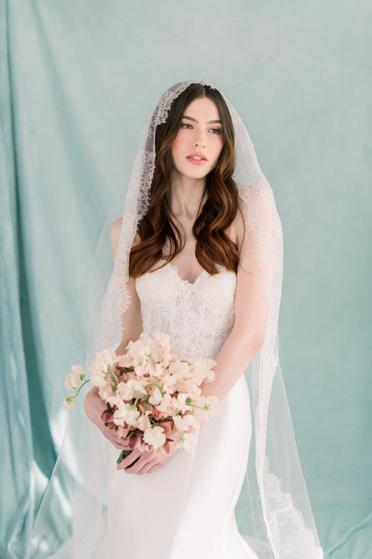 How do I know if a veil will complement my hairstyle?