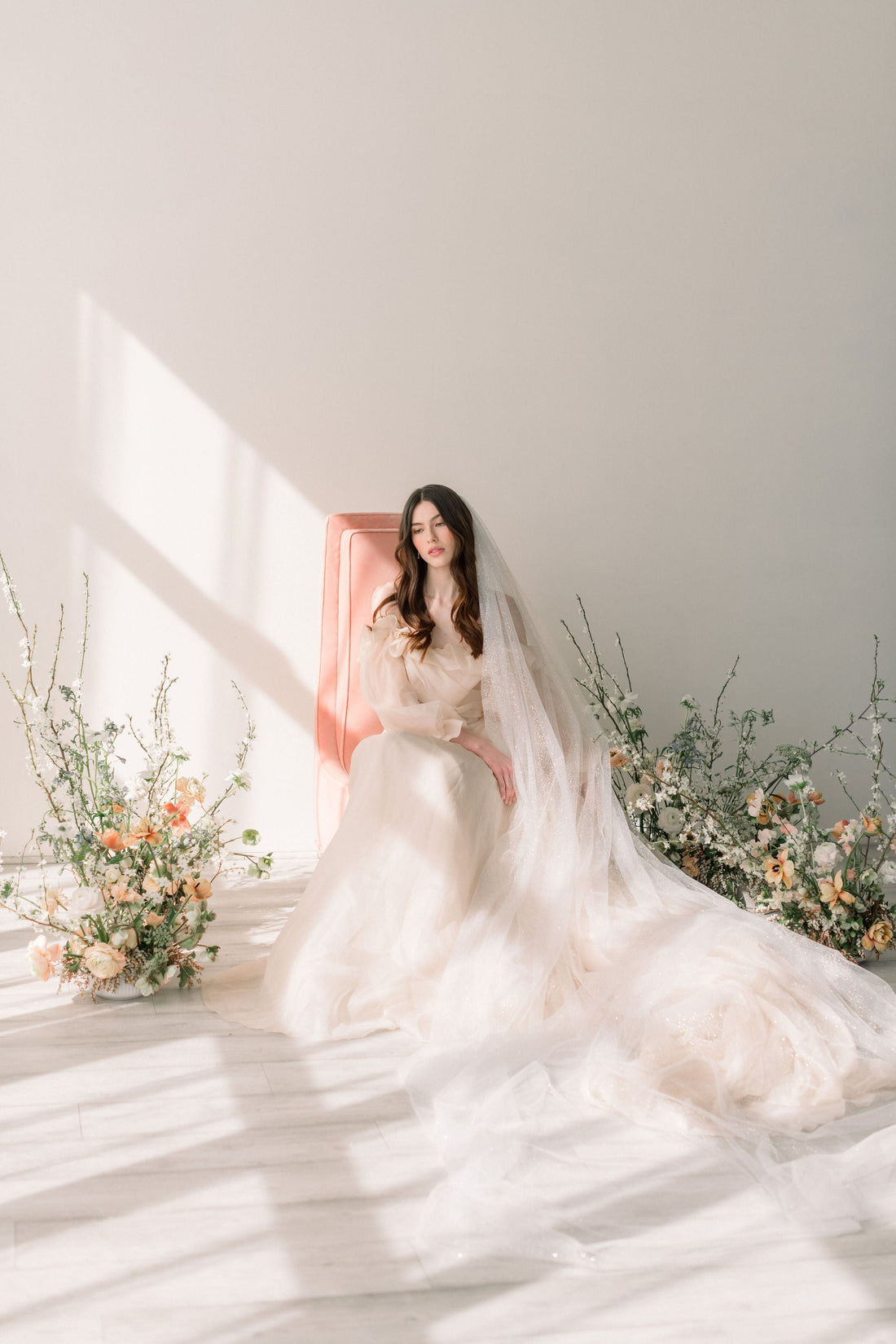 Discover the Perfect Spring Wedding Veil Style