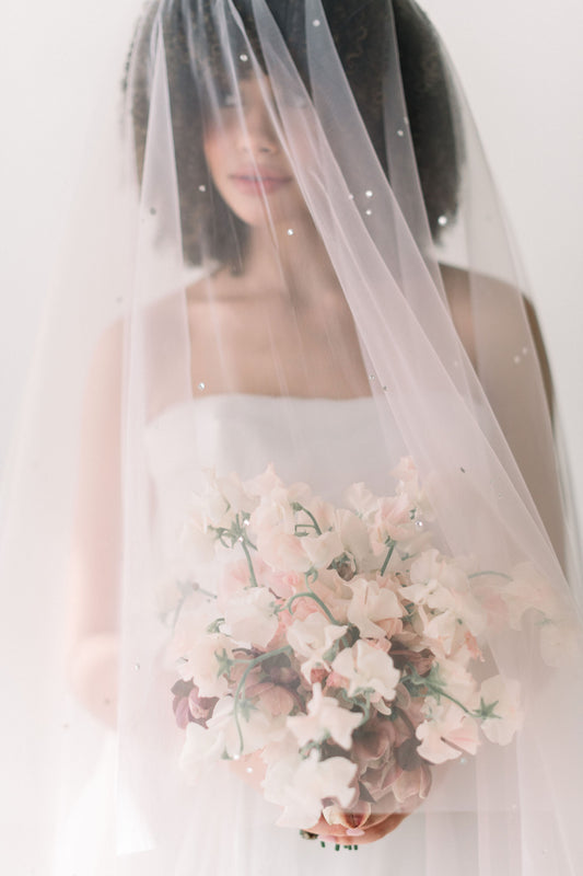 Incorporating Family Heirlooms into Your Bridal Veil