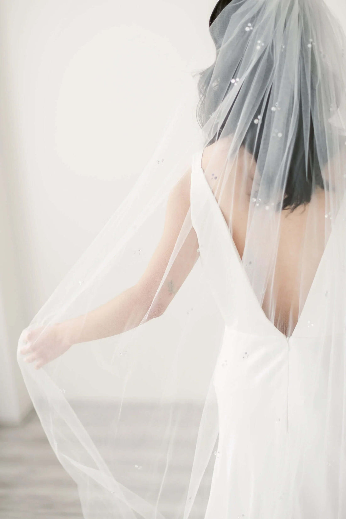 Choosing a wedding veil fabric for your big day Tessa Kim