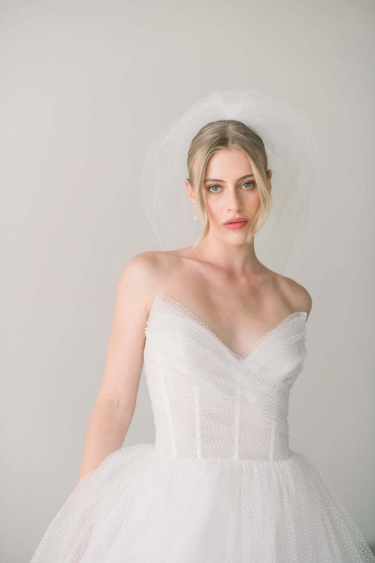 how to place a bridal veil