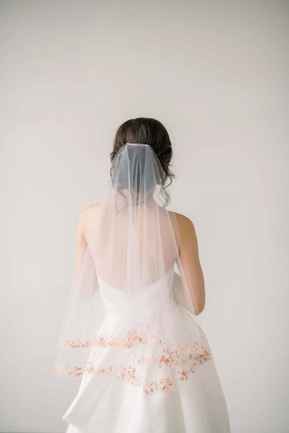 Tips and tricks on how to attach your wedding veil Tessa Kim