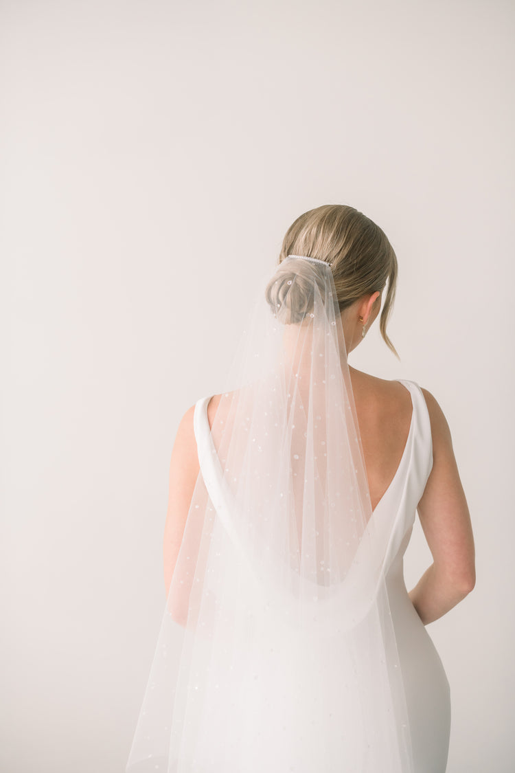 Wedding Veils | Birdcage veils | Dew drop veils | Bridal Headpieces ...