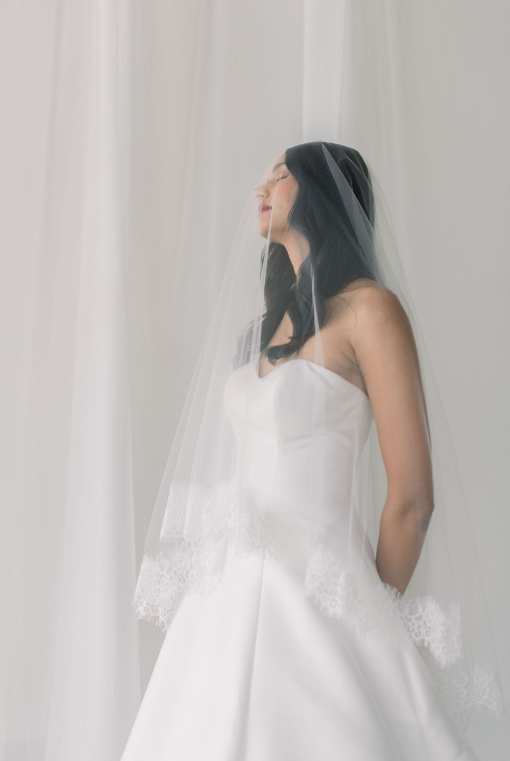 Ivory drop veil
