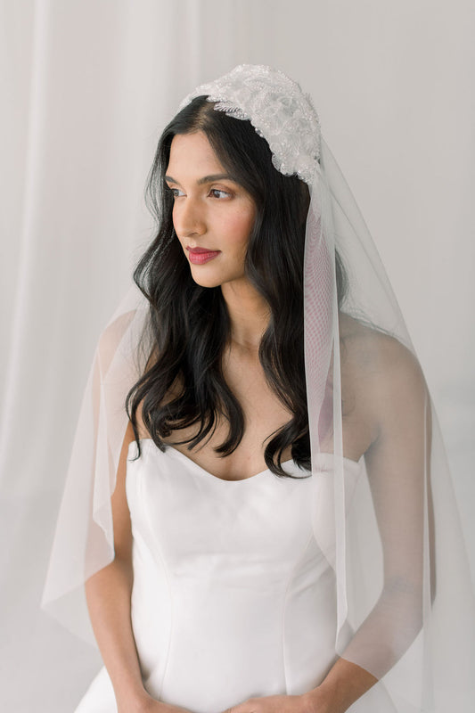 Juliet cap veil