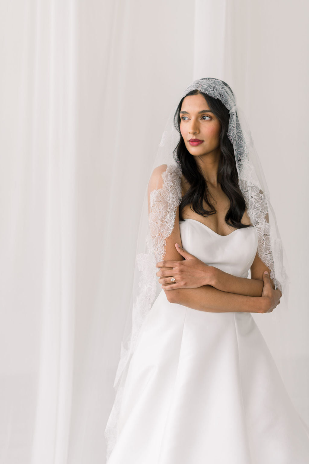 lace Juliet cap veil