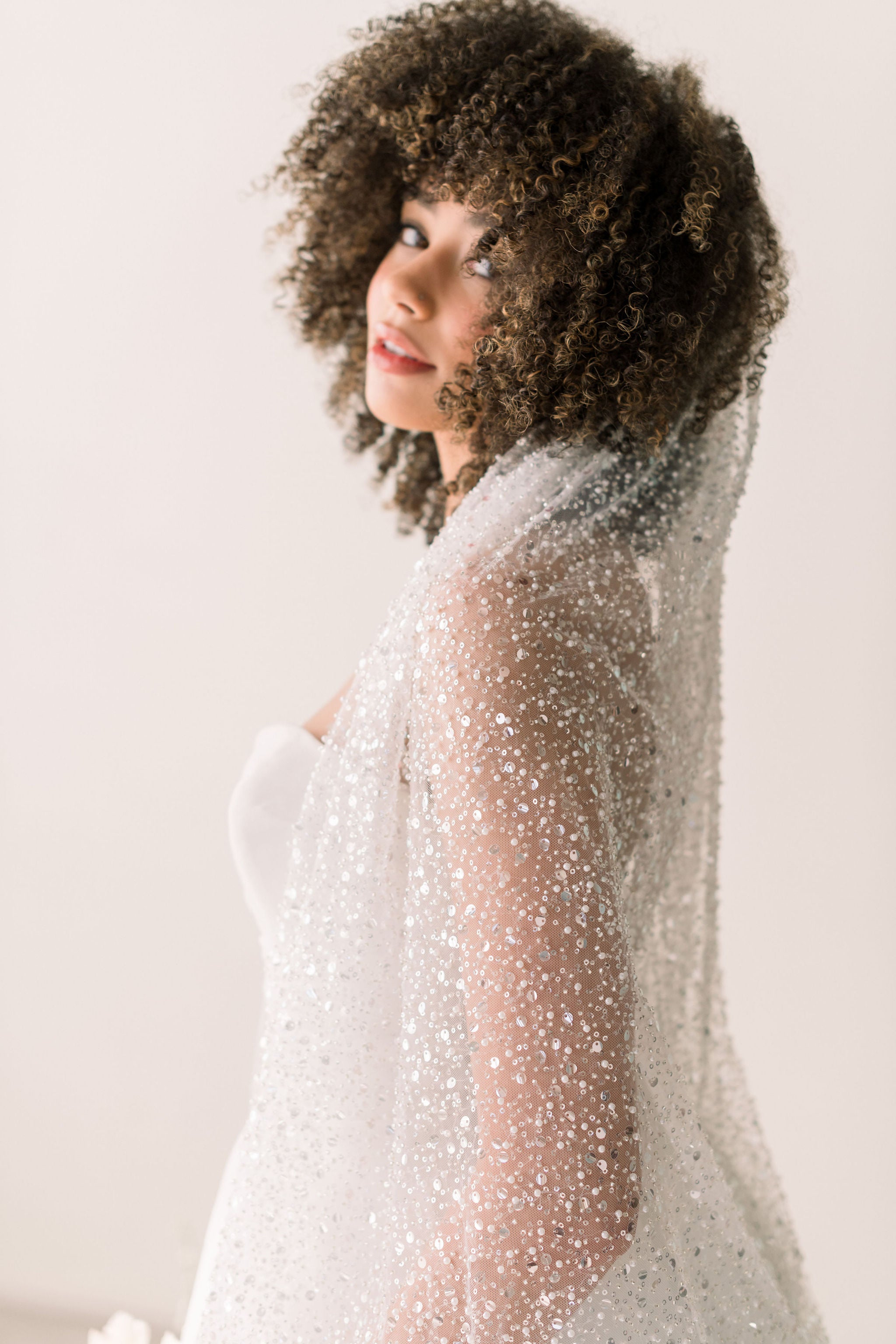 Single tier wedding veils by Tessa Kim 