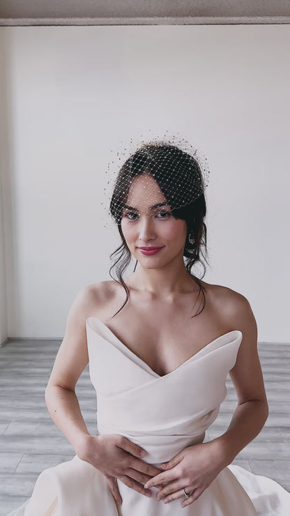 Luxe bridal birdcage veil with crystals - Ready to ship