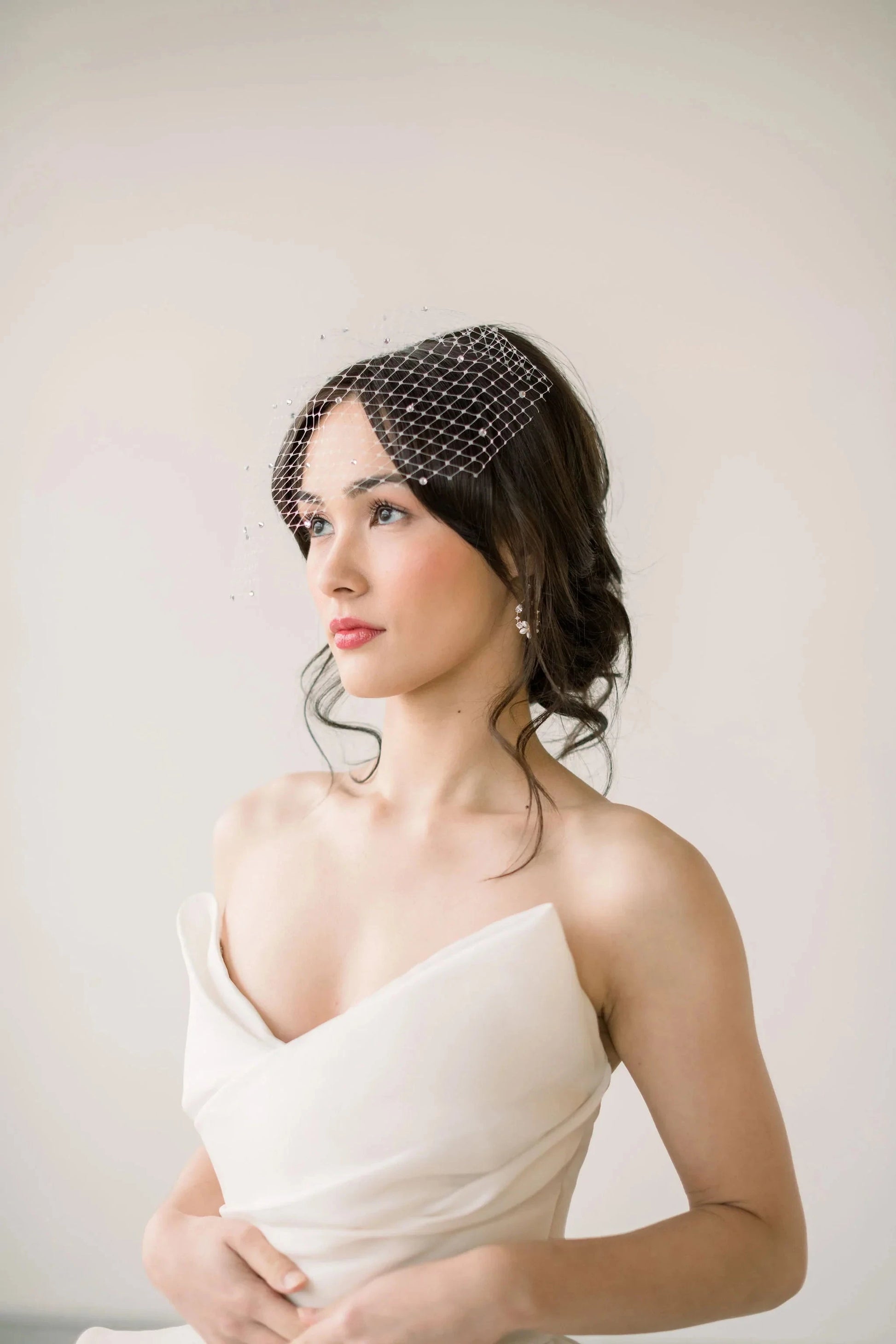 Tessa Kim Mini Birdcage Veil with Light Crystals White / Silver Comb
