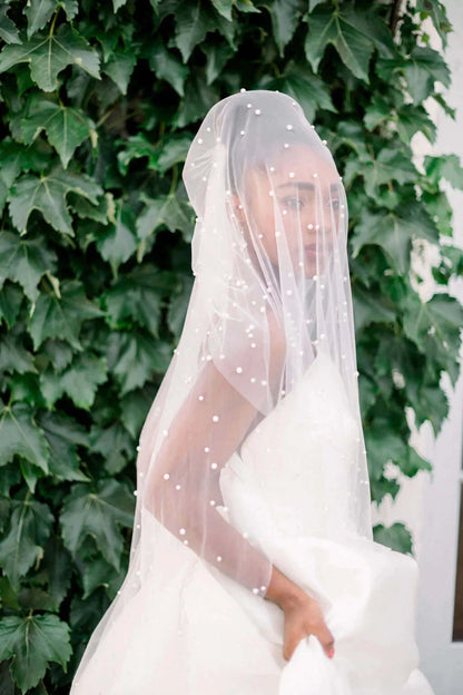 Pearl veil with blusher Tessa Kim